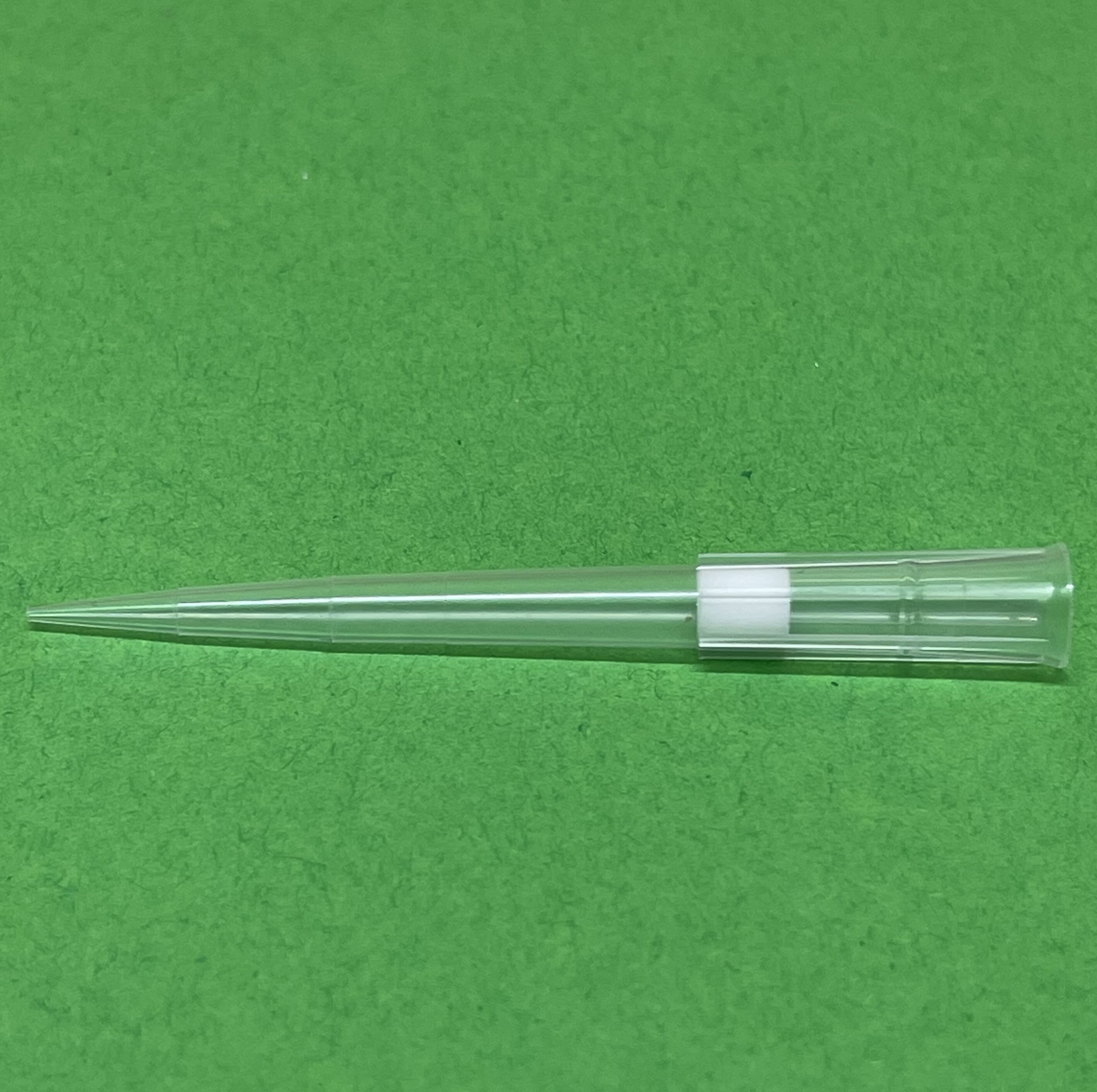 Наконечники 200 мкл "SENTE-LAB", типу UNIVERSAL з фільтром для IVD